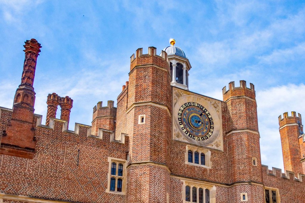 Hampton Court with the&nbsp;kids