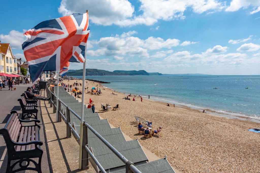 Lyme Regis, Sidmouth,..